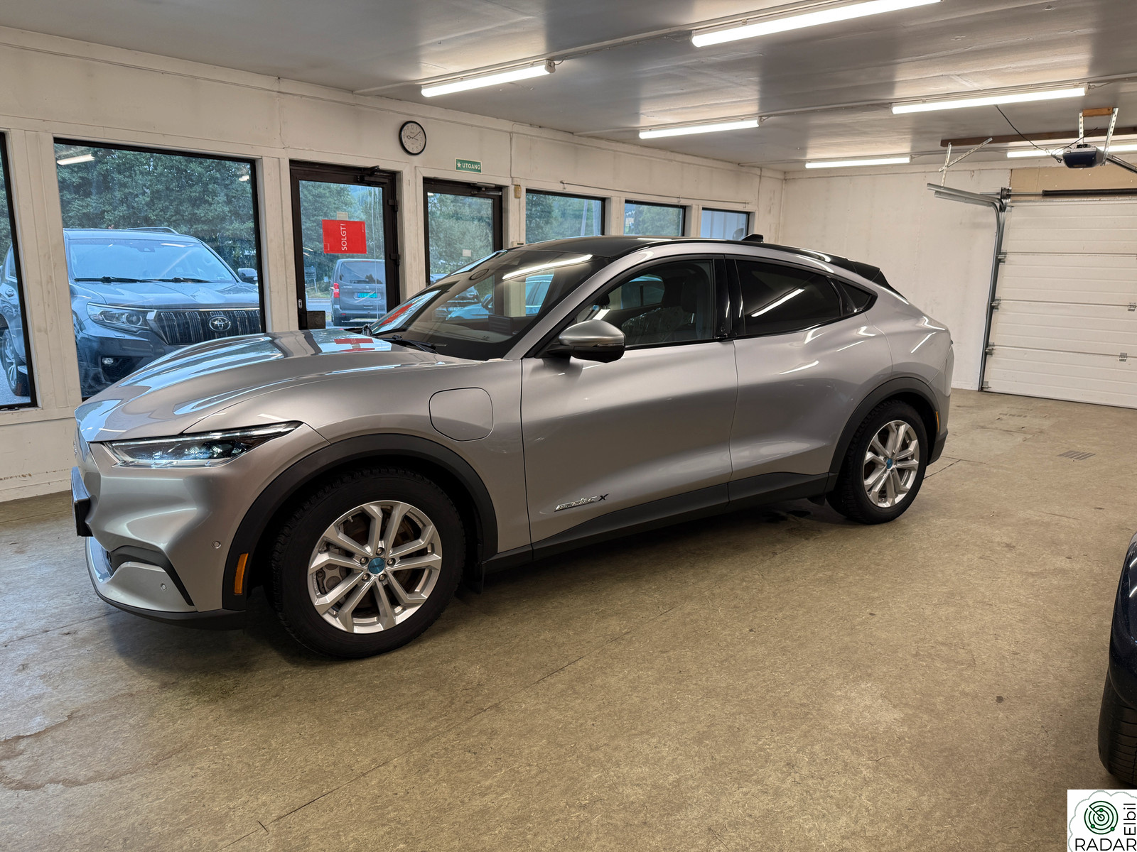 FORD Mustang Mach-E LR RWD 610KM WLTP/B&O/PANORAMA/HENGERFESTE++
