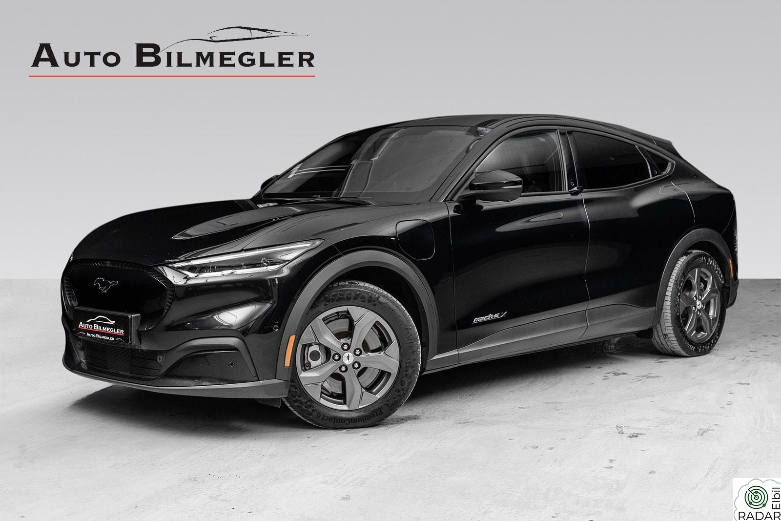 FORD Mustang Mach-E LONG RANGE 610WLTP ACC SKINN KEYLESS B&O 360KAM LED++++