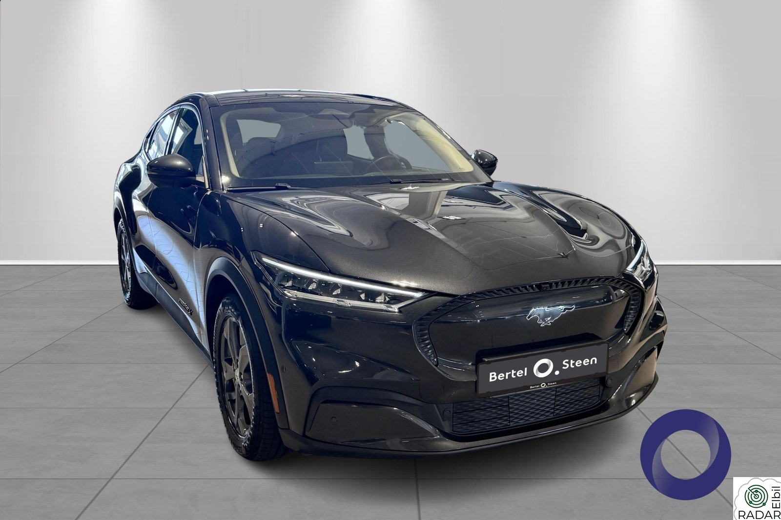 FORD Mustang Mach-E LONGE RANGE /ADAPTIV CRUISE / MEMORY / B&O / NORSK /