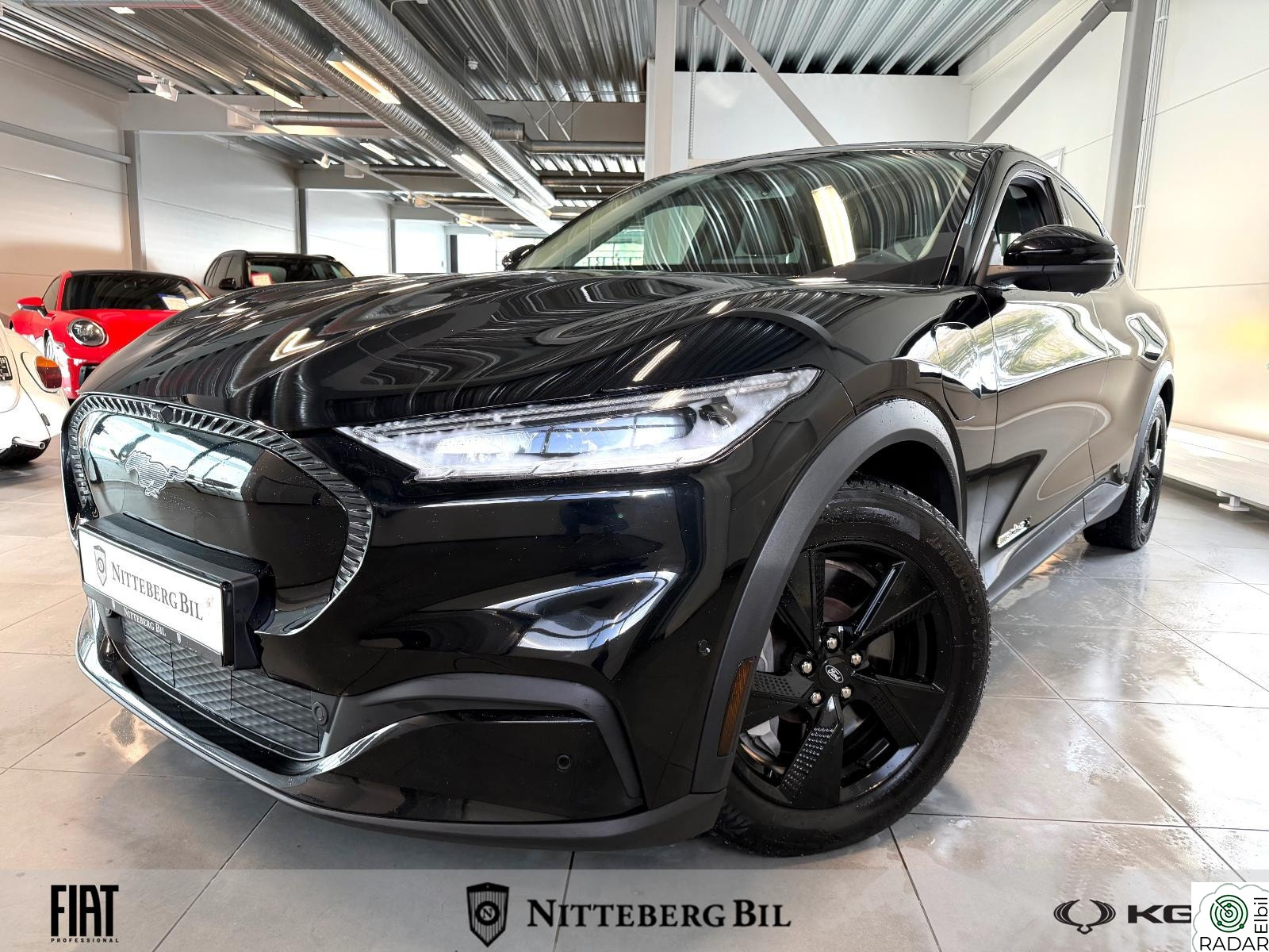 FORD Mustang Mach-E Long range 98 kwh 610km WLTP-Skinn-360 Kamera-BO anlegg
