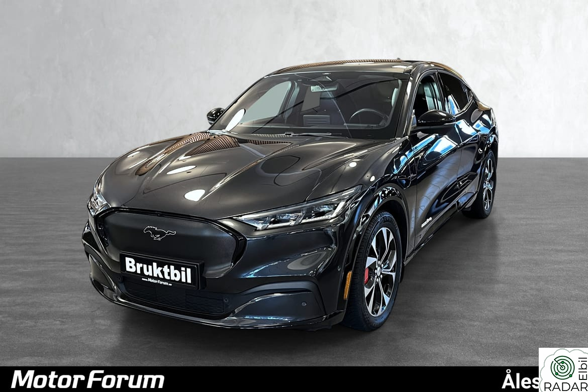 FORD Mustang Mach-E -ACC-PANORAMATAK-B&O LYD-SKINN-FIN KM-