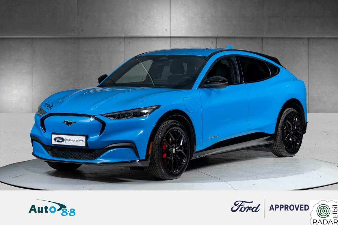 FORD Mustang Mach-E SR AWD 75kw/t 269hk 400km WLTP | 75kg taklast | Kamera
