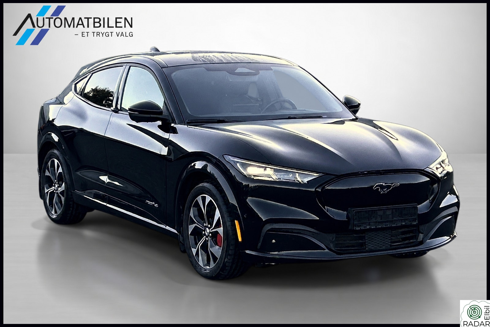 FORD Mustang Mach-E AWD360° kameraACCKeylessSkinnNaviB&OKrok