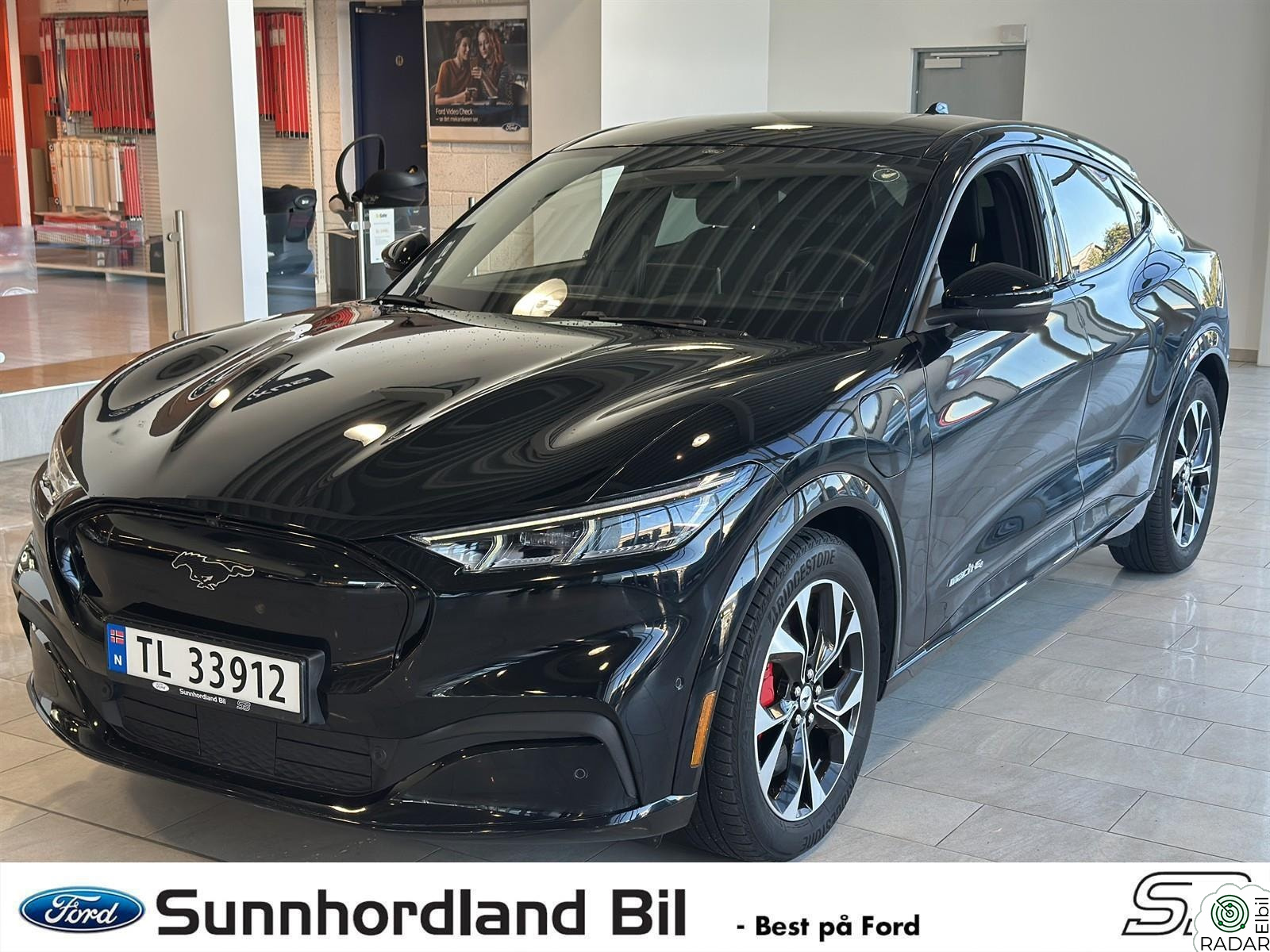 FORD Mustang Mach-E AWD Teknologipakke, Lav km.stand