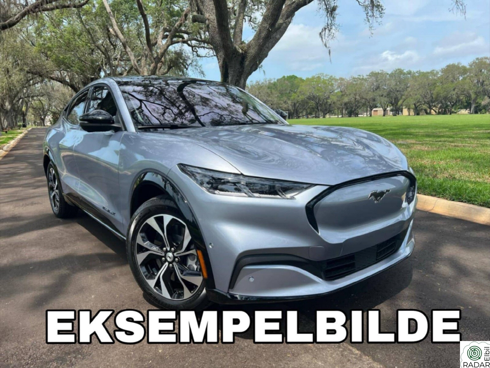 FORD Mustang Mach-E SR AWD Teknologipakke+//Krok//Serviceavtale//En eier