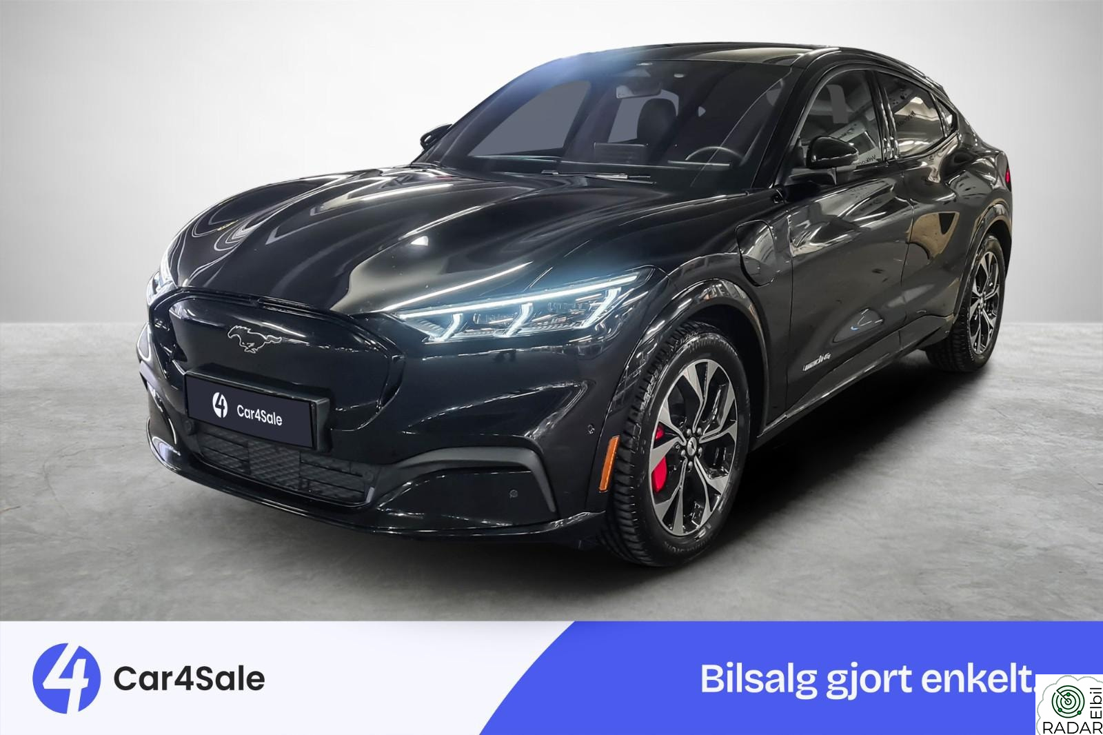 FORD Mustang Mach-E SR AWD 400km/ B&O/ 360Kam / ACC / Garanti / S+V / Skinn