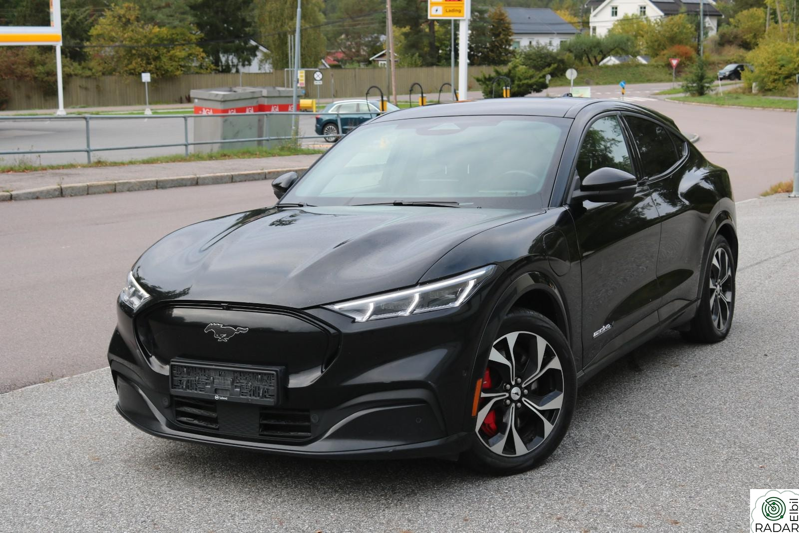 FORD Mustang Mach-E AWD LONG RANGE ACC DAB NAVI SKINN B&O RATTVARME ++