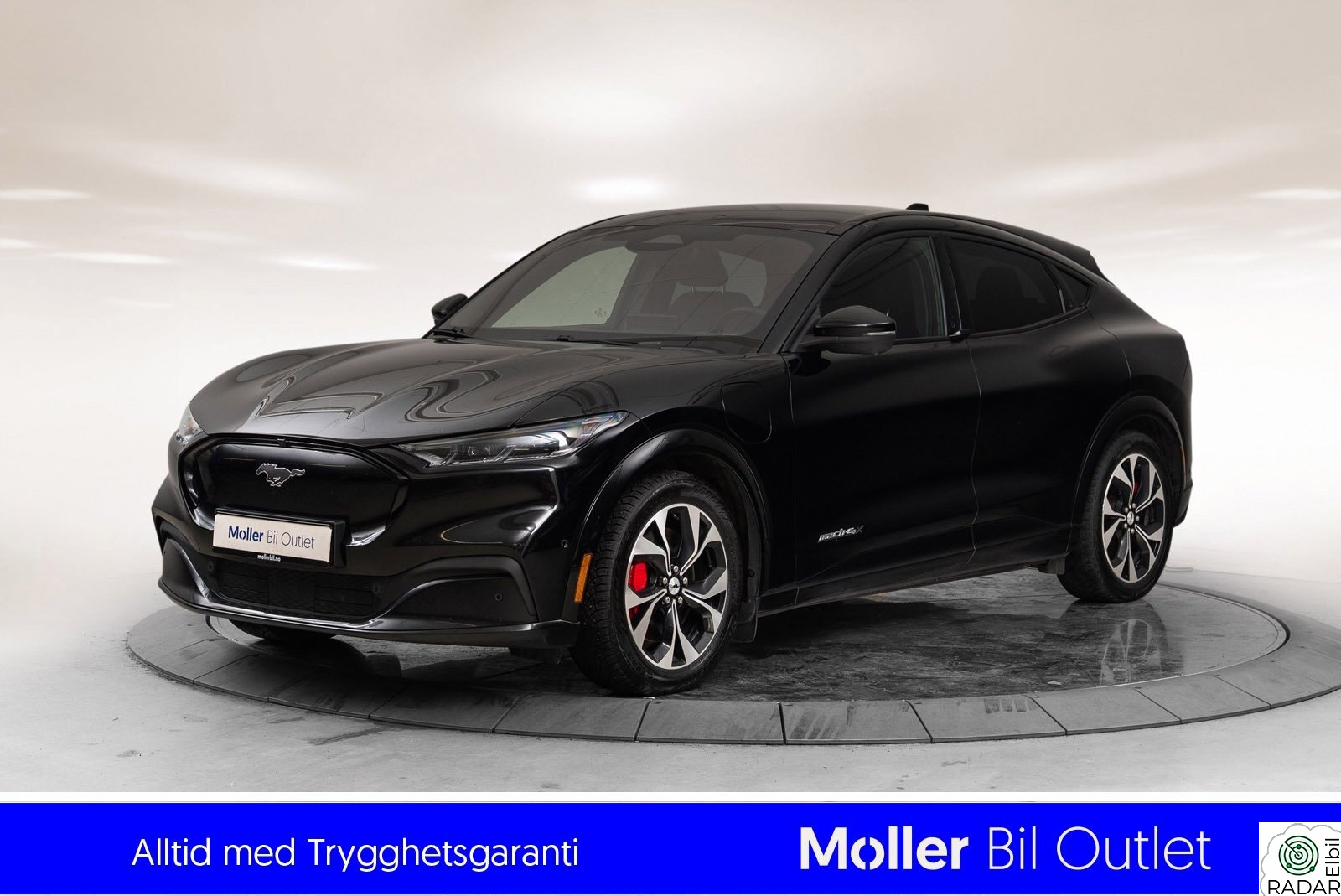 FORD Mustang Mach-E LR AWD - 360Kam, Pano, B&O, Skinn, Krok,19",Røde sømmer