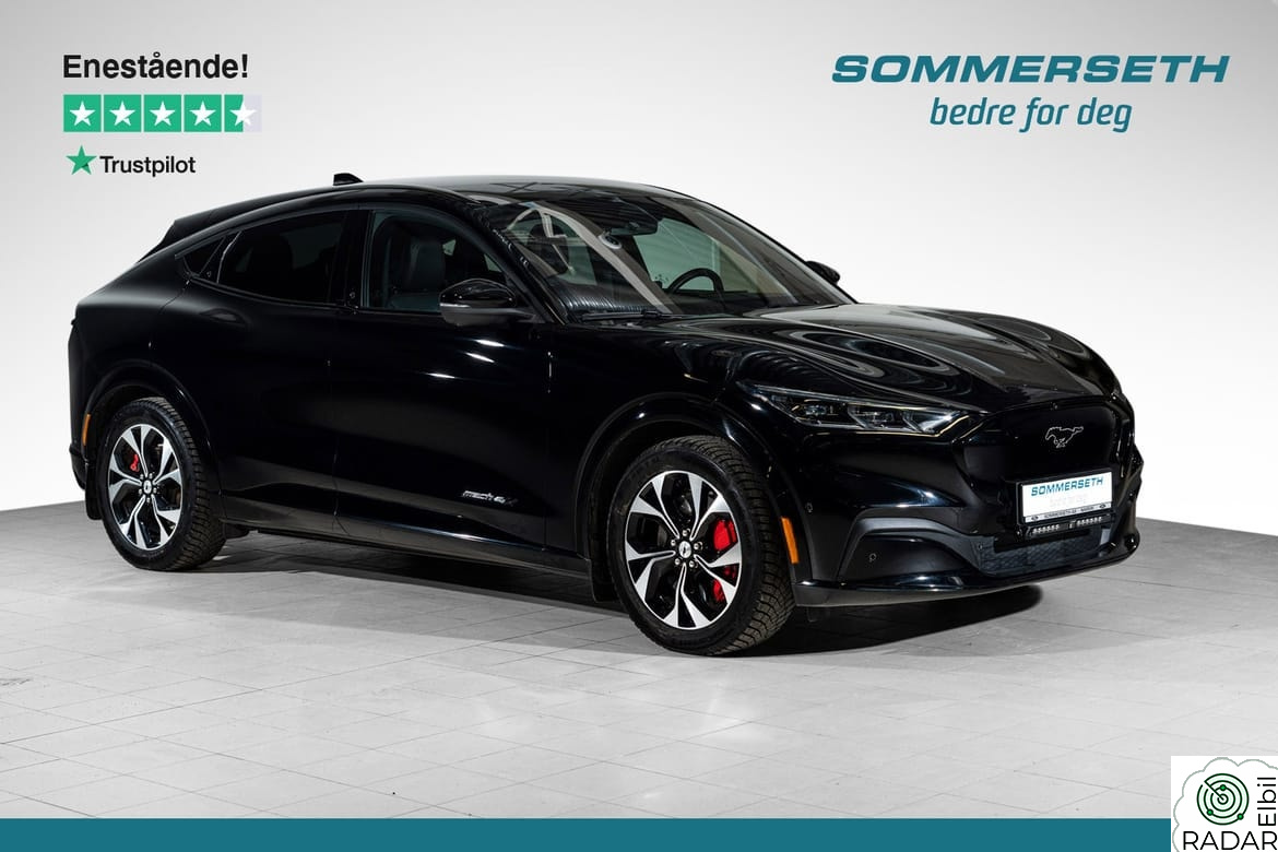 FORD Mustang Mach-E Long Range AWD / Ekstralys/ Hengerfeste