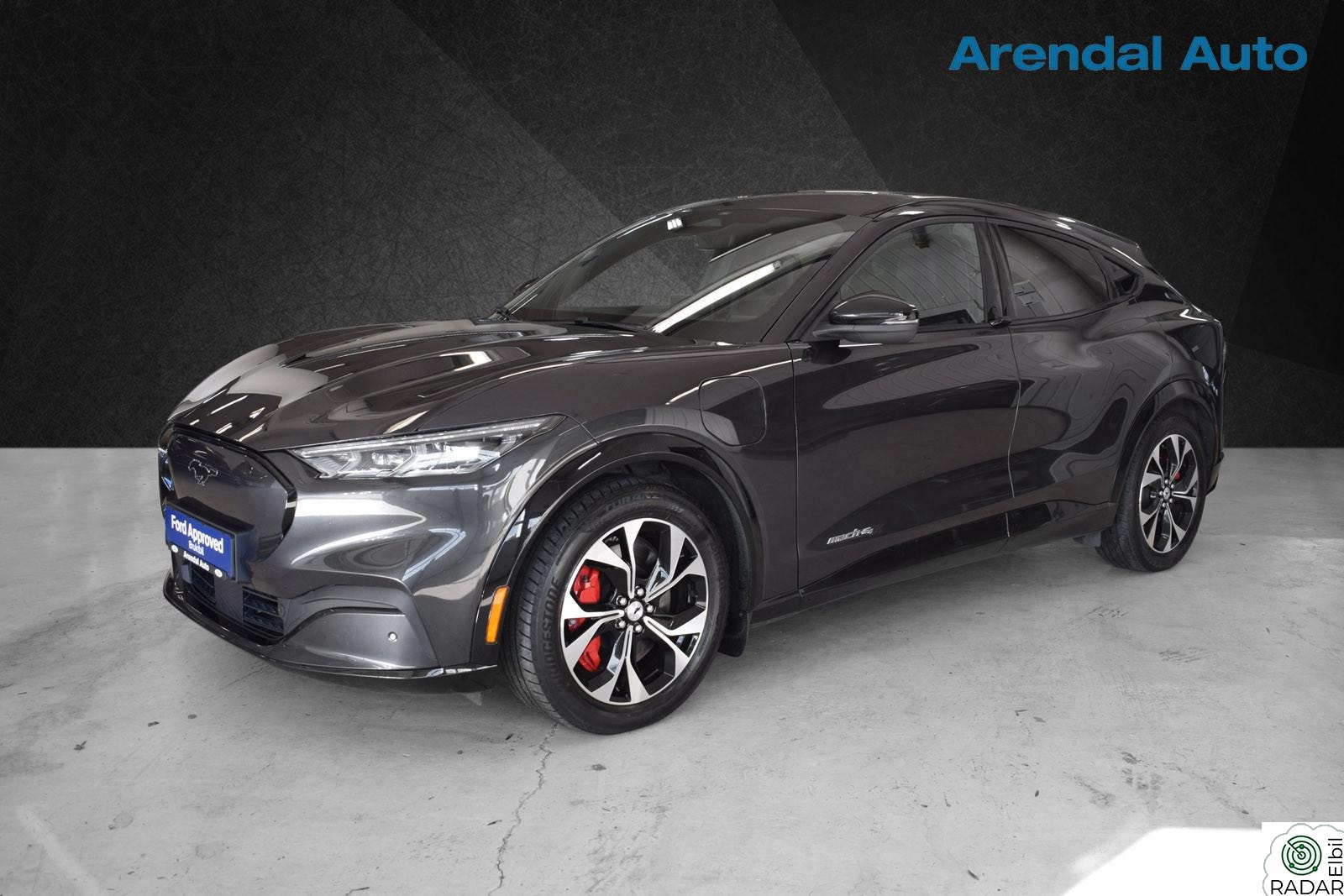 FORD Mustang Mach-E LR AWD Premium 540 km/ACC/19"/LED/Skinn/R.Kam/Minne++