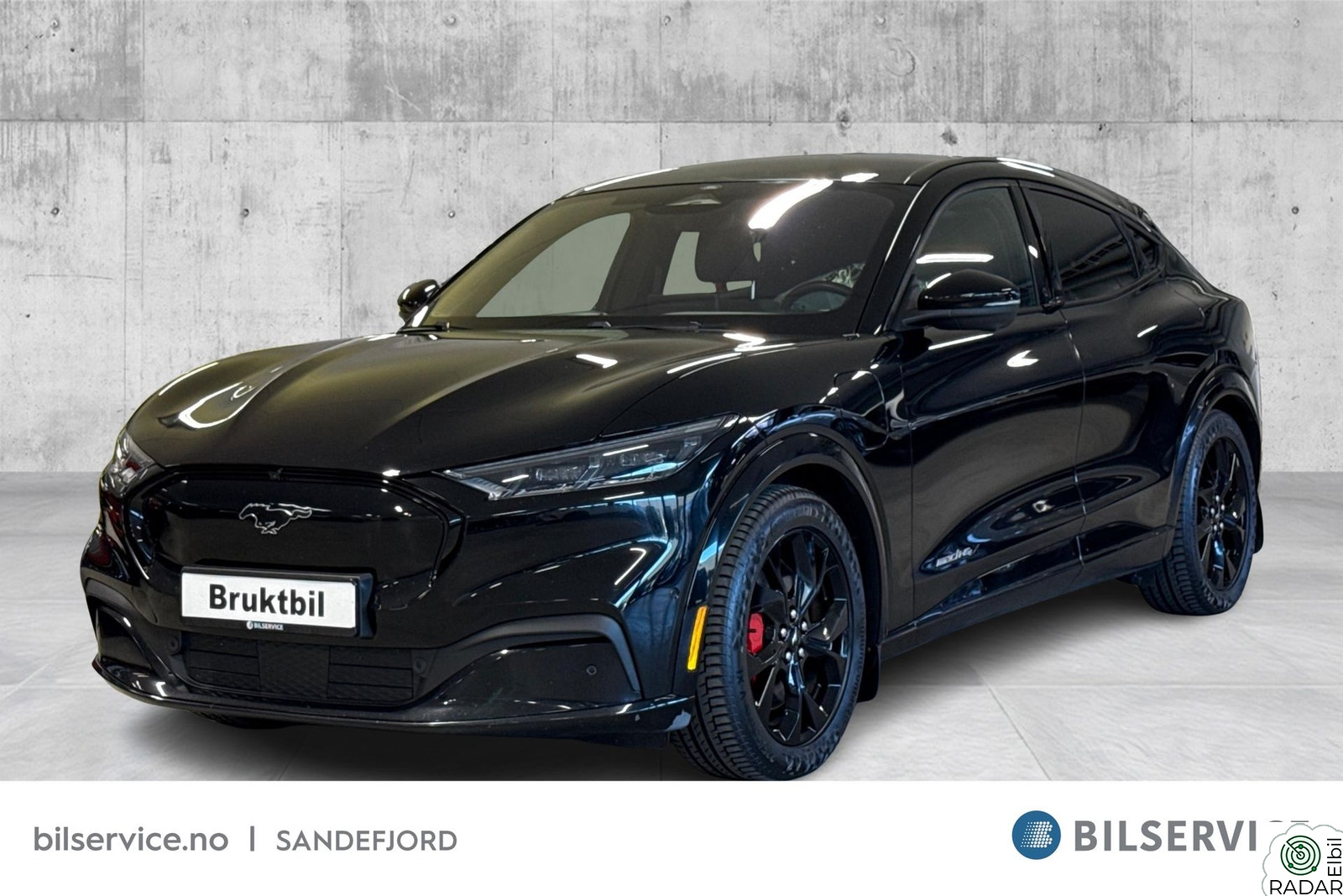 FORD Mustang Mach-E Long Range AWD / Premium / Hengerfeste / Panorama