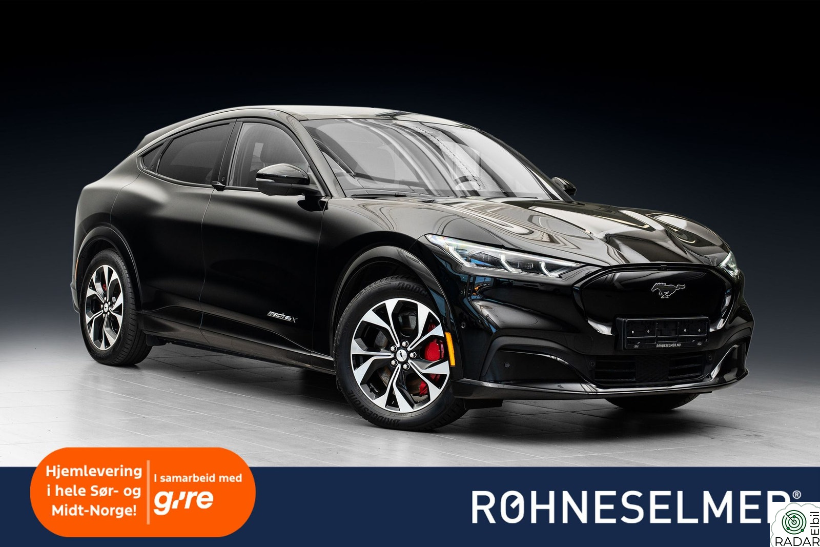 FORD Mustang Mach-E LR AWD/ Premium/Panorama/360 kamera/Hengerfeste