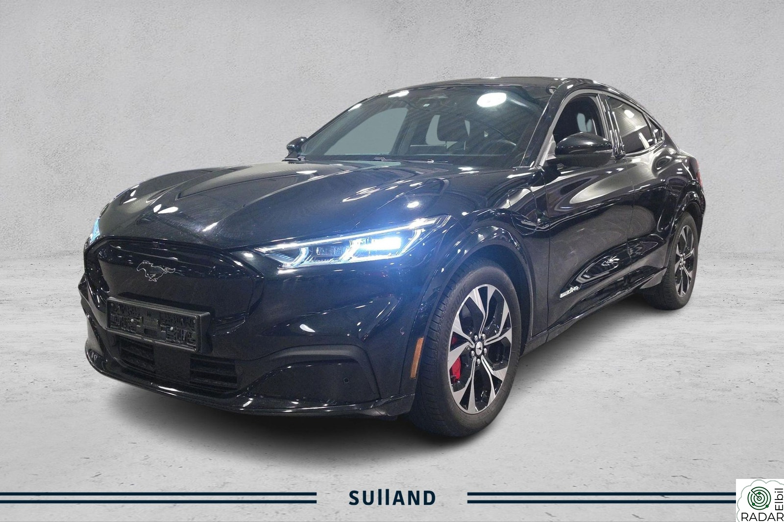 FORD Mustang Mach-E Premium/Long Range/Skinn/App/360Kamera/El.stoler