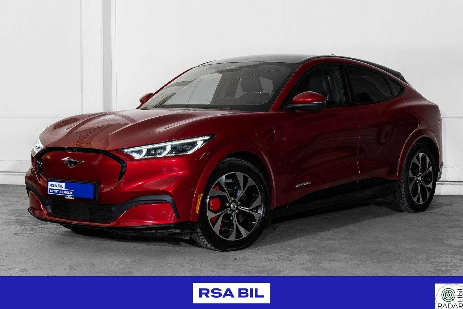 FORD Mustang Mach-E LR AWD First Edition, Hengerfeste