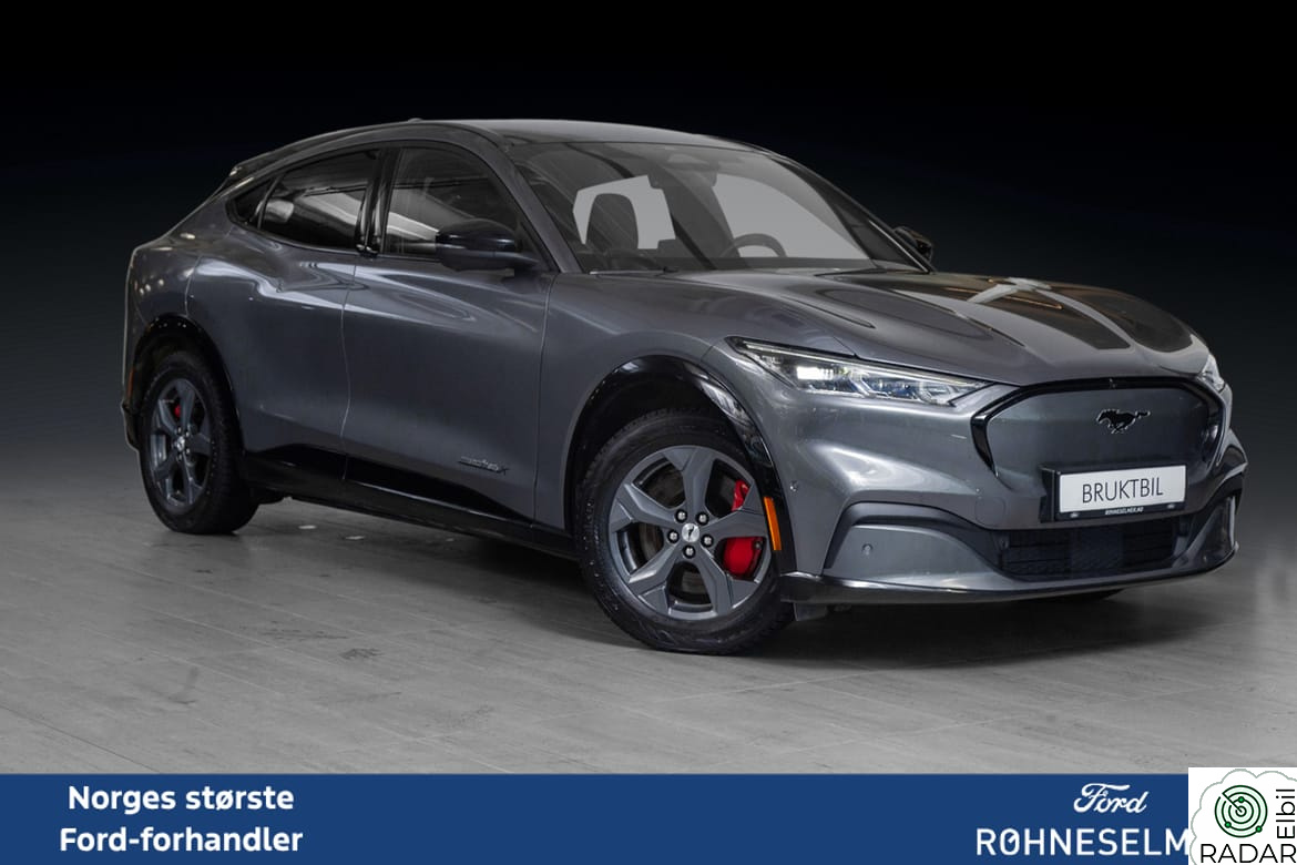 FORD Mustang Mach-E First Edition AWD|Fullutstyrt|Innbytte|Finansiering