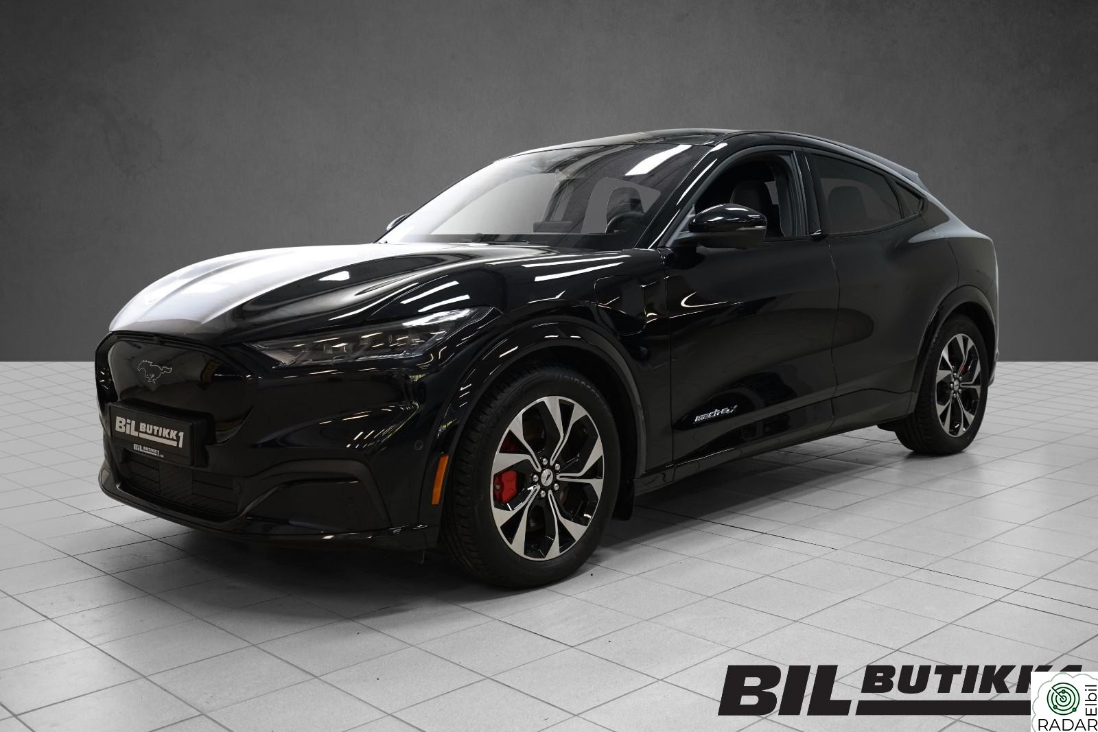 FORD Mustang Mach-E First Edition LR AWD /Norsk/Krok/Pano/B&O/360kam/ACC/+m