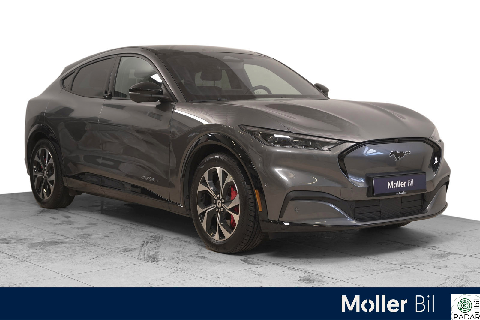 FORD Mustang Mach-E First Edition AWD Skinn,kam,led,navi,el.seter,glasstak