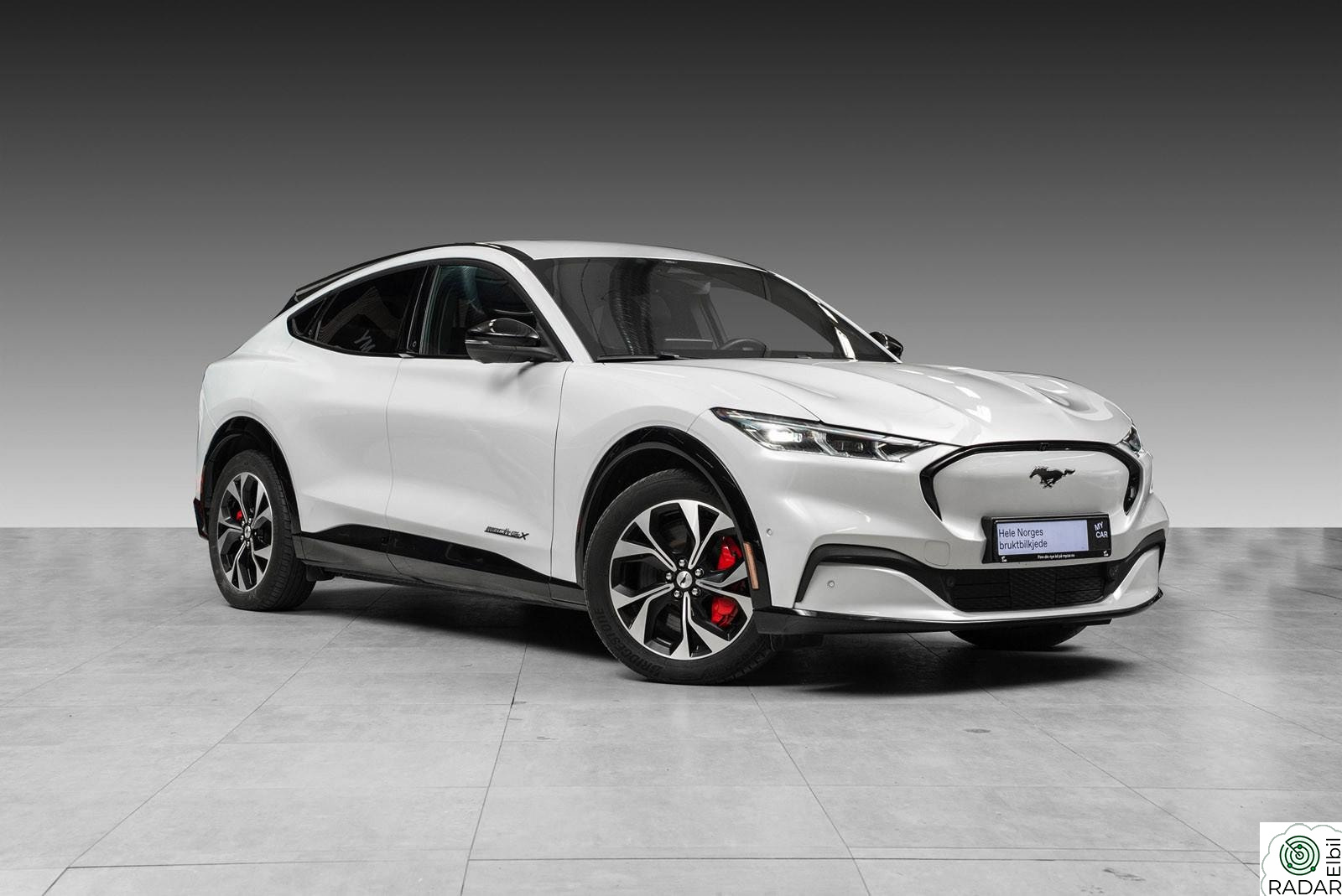 FORD Mustang Mach-E Long Range AWD/ Teknologi+/ B&O/LED/EL.SKINN/LED/ACC