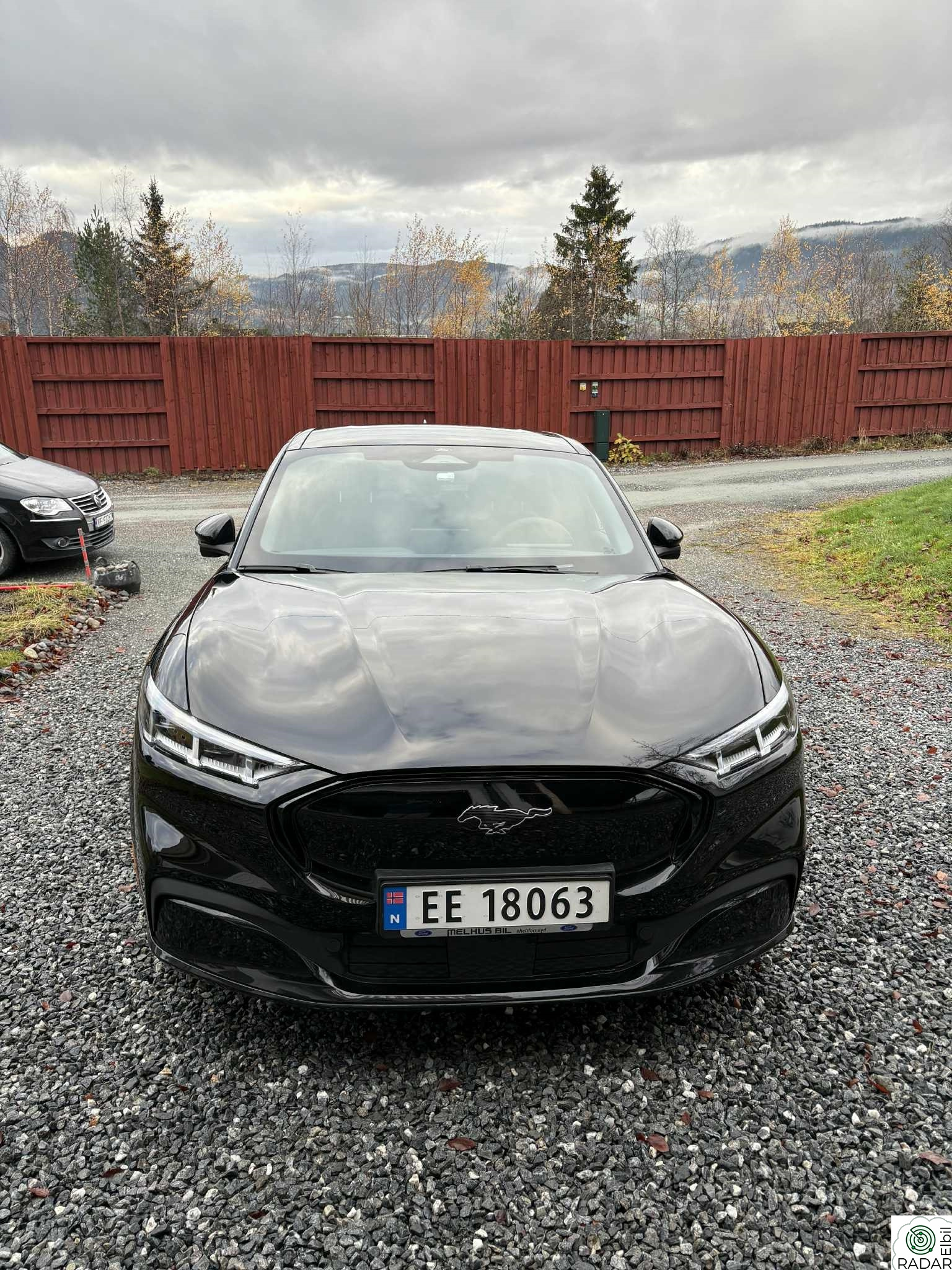 FORD Mustang Mach-E SUV  LR AWD