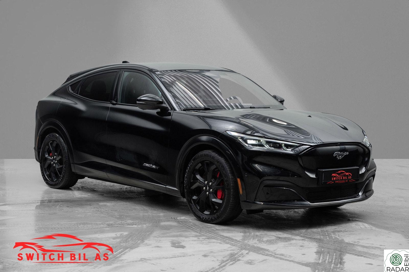 FORD Mustang Mach-E 550km(WLTP) B&O/AWD/PANO/RKAM/KROK/GARANTI/ACC++