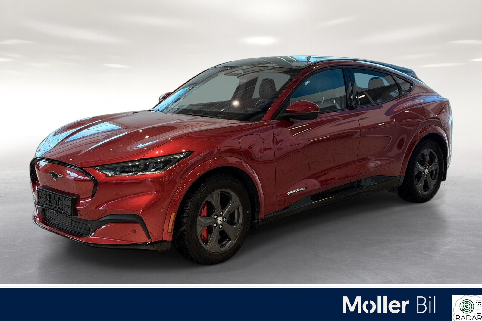 FORD Mustang Mach-E First Edition AWD | B&O|Pano|hengerfeste|LongRange