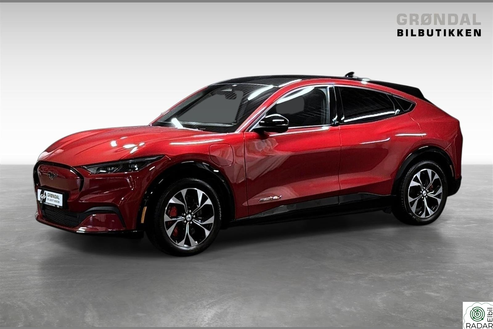FORD Mustang Mach-E LONG RANGE / AWD / B&O / HENGERFESTE / ++