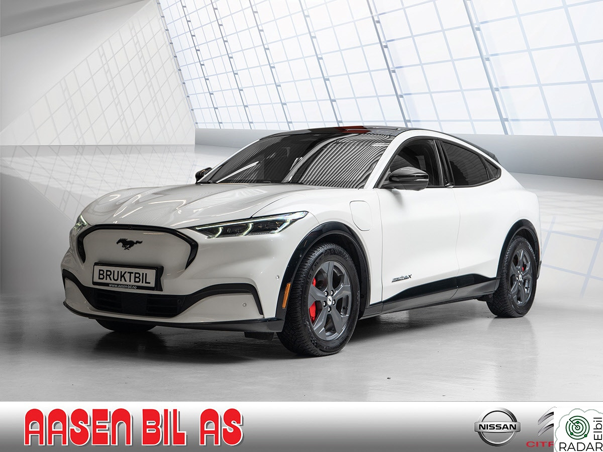 FORD Mustang Mach-E LR AWD Mach-E Long Range/4WD/Bang & Olufsen/Panoramatak