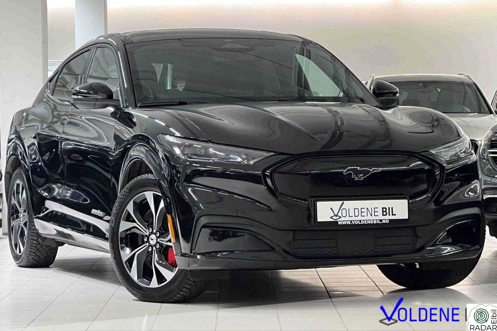 FORD Mustang Mach-E LONG RANGE AWD-MATRIX LED-AD.CRUISE-SKINN-KAMERA