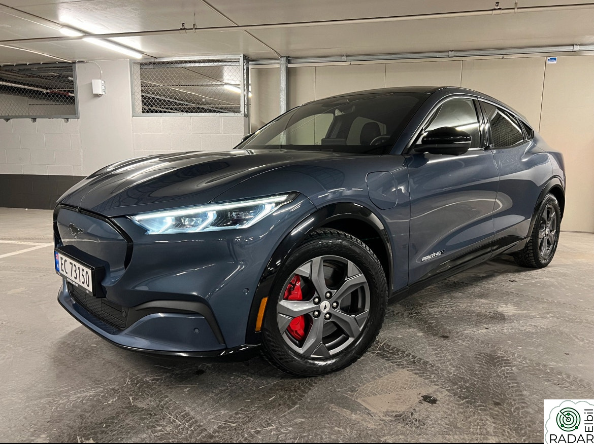 FORD Mustang Mach-E First Edition AWD
