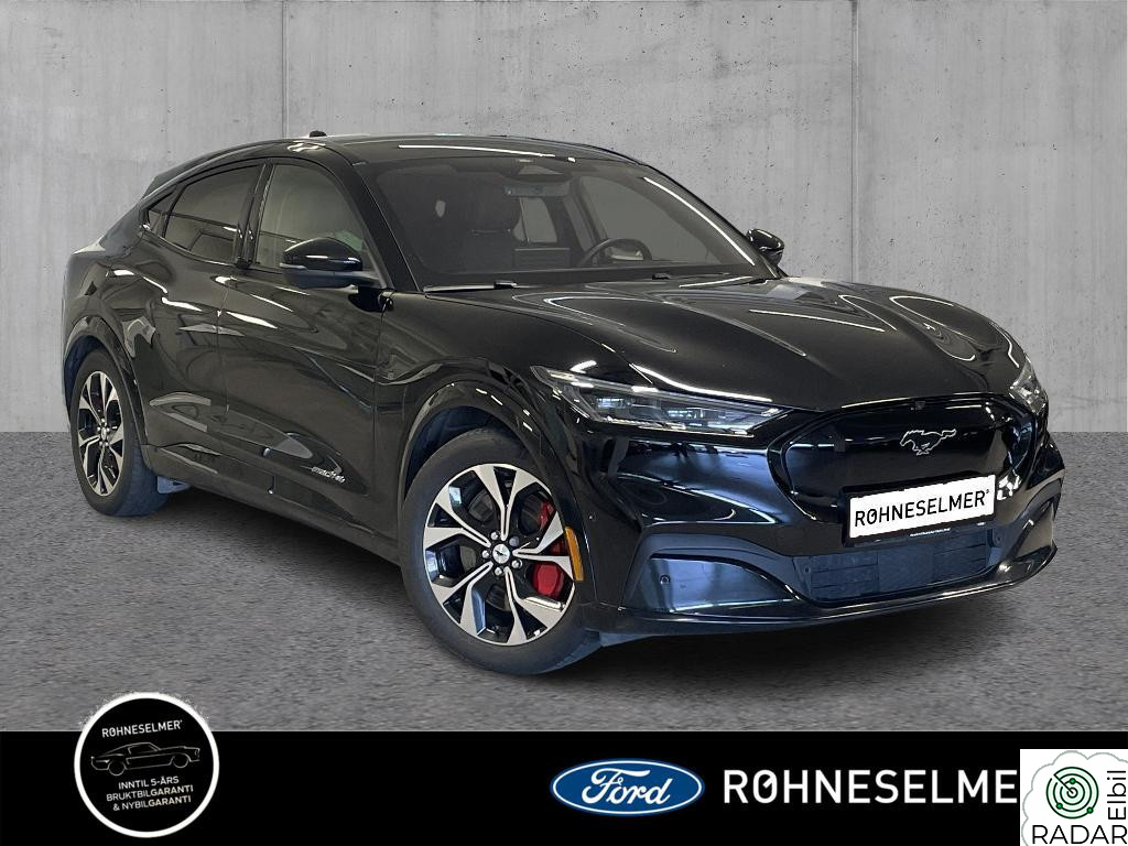 FORD Mustang Mach-E First Edition AWD/ Hengerfeste/Panoramatak/360 kamera