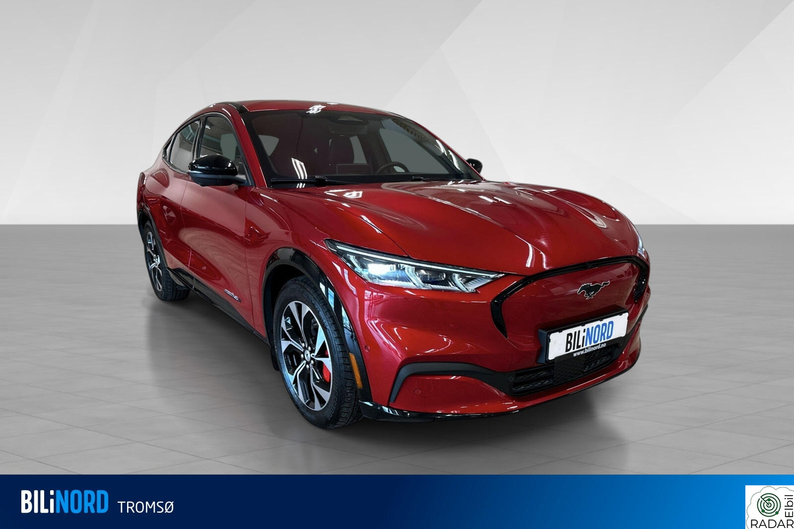 FORD Mustang Mach-E Premium LR AWD Teknologipakke, tar innbytte