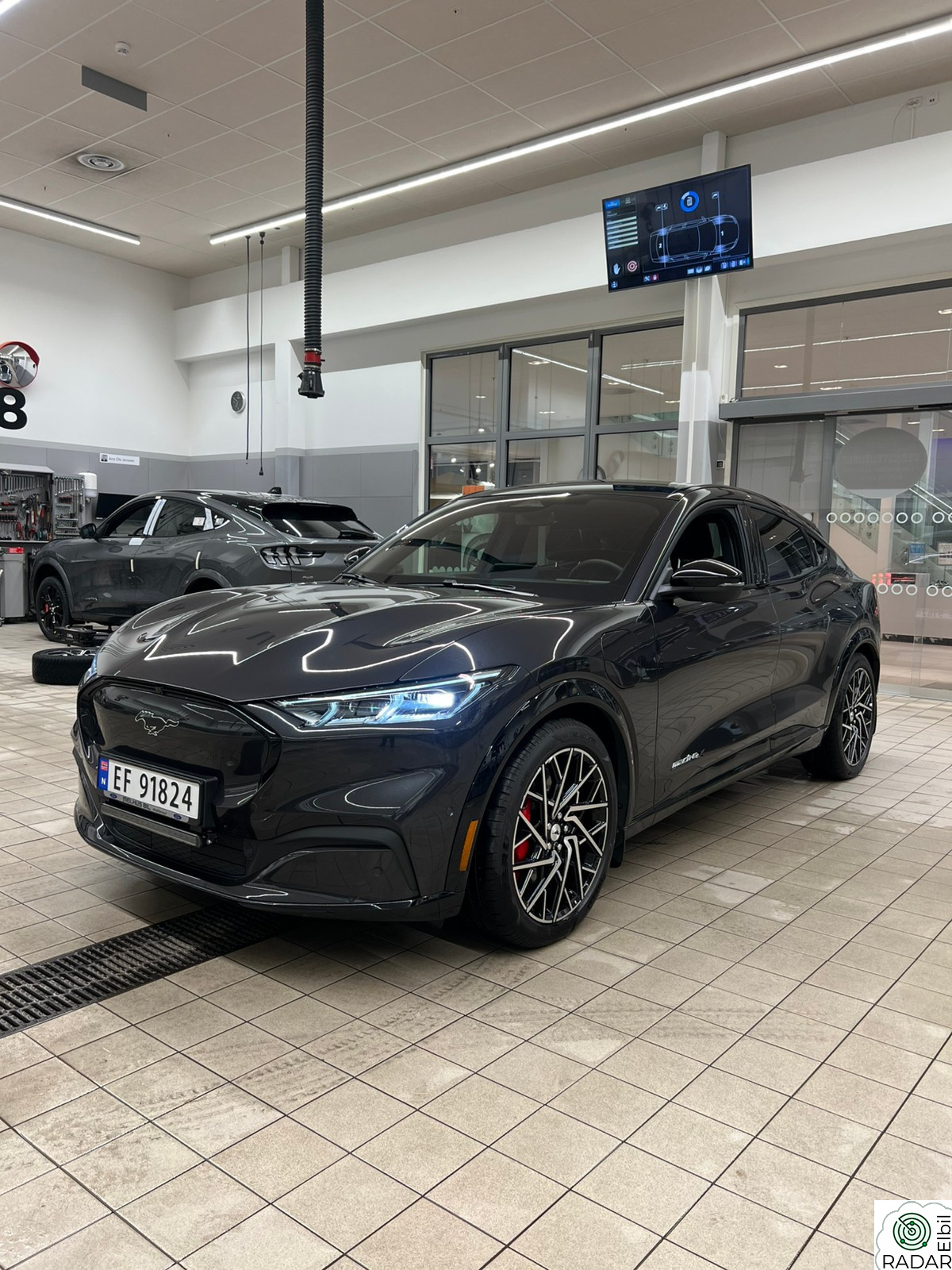 FORD Mustang Mach-E LR AWD  |Teknopakke+  |20”GT  |B&O  |Panorama  |Ledbar