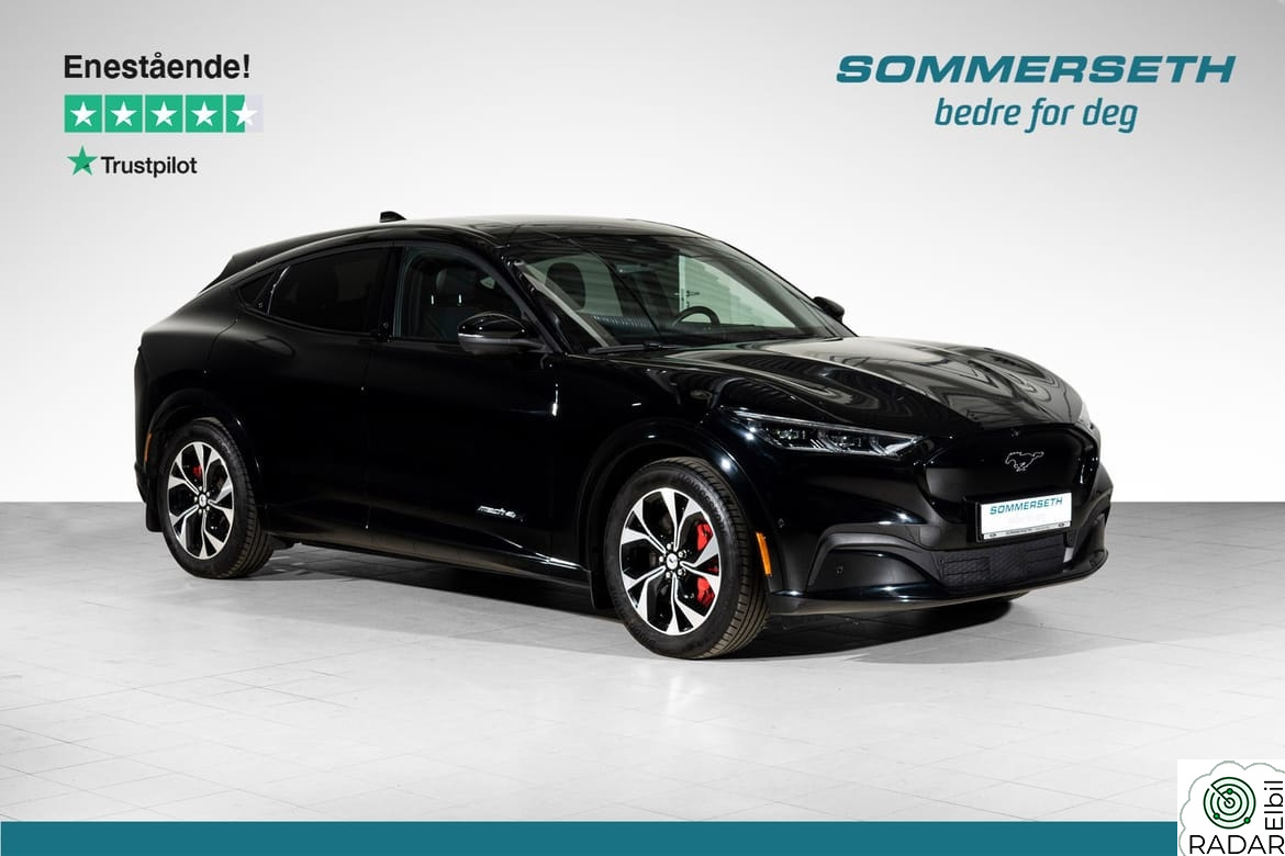 FORD Mustang Mach-E Long Range Premium AWD Hengerfeste++