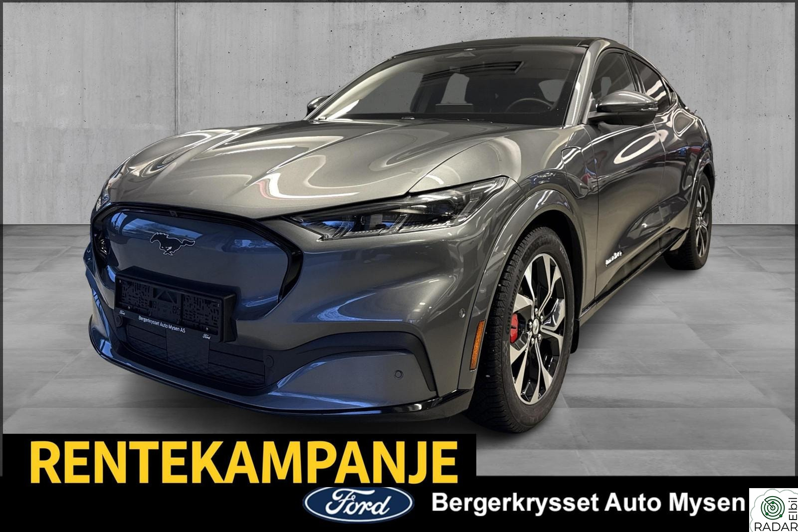 FORD Mustang Mach-E First Edition AWD Panorama/360 kamera/B&O play