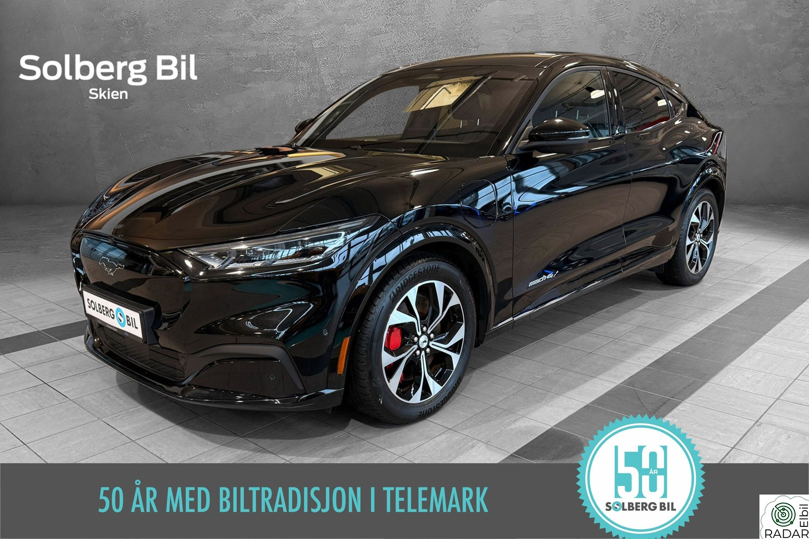 FORD Mustang Mach-E LR AWD Premium 1-EIER/KROK/SERVICE INK/PANO