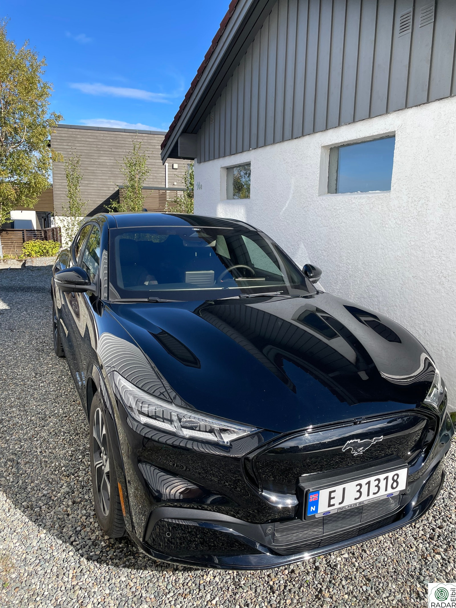 FORD Mustang Mach-E Premium LR AWD Pris kr. 4600.-