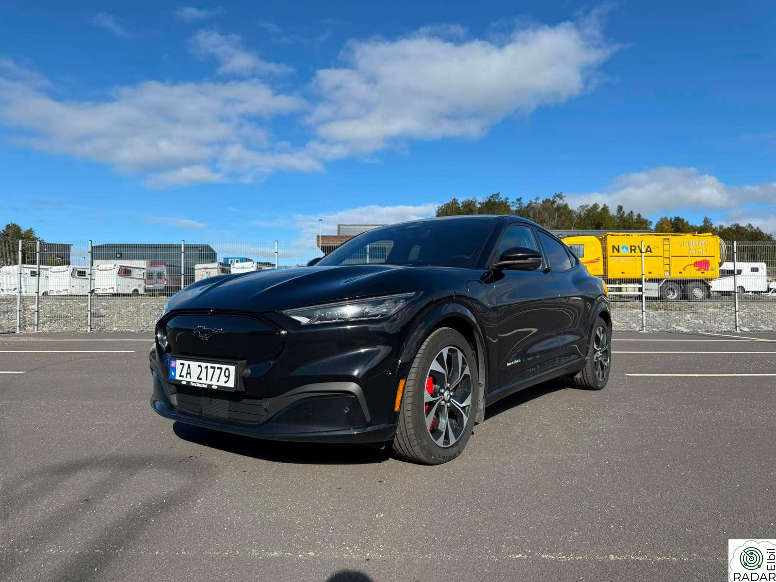 FORD Mustang Mach-E First Edition AWD