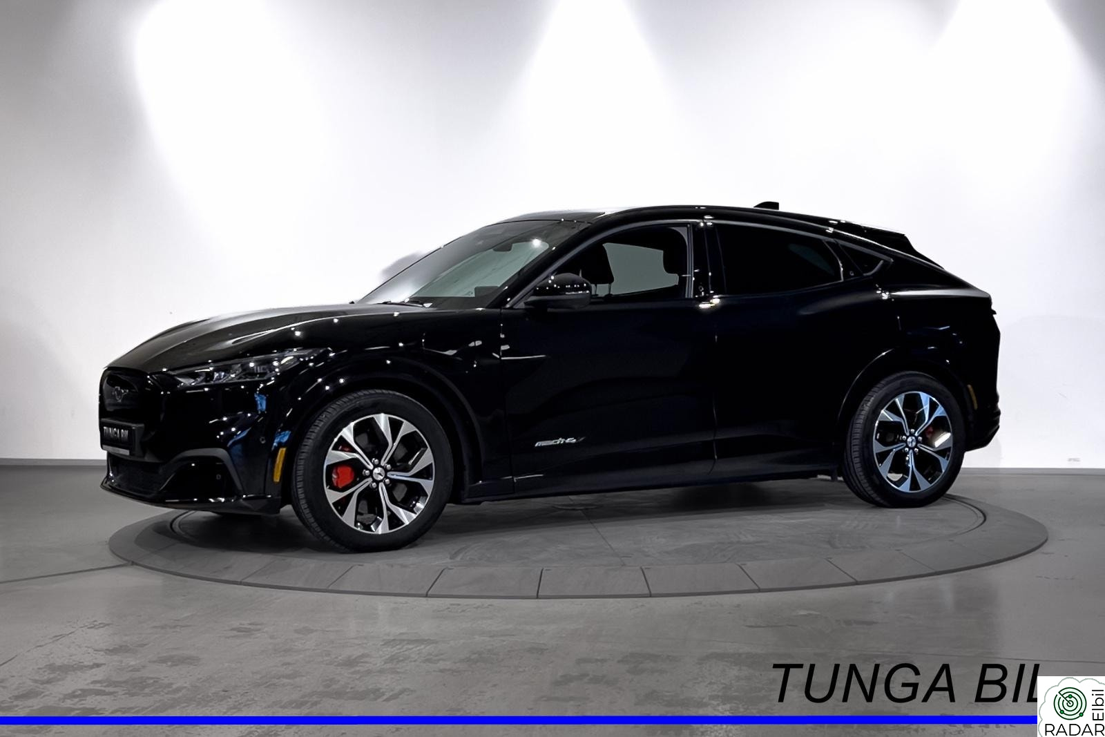FORD Mustang Mach-E Long Range AWD, Teknologipakke, B&O | Kr 3.390 pr mnd!