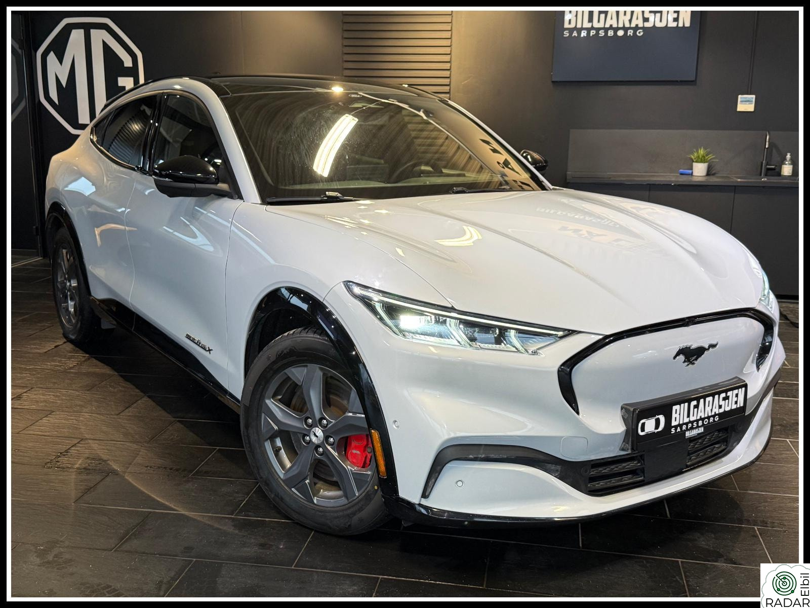 FORD Mustang Mach-E LR|AWD|Premium|Panorama|Hengerfeste|12mnd Garanti++