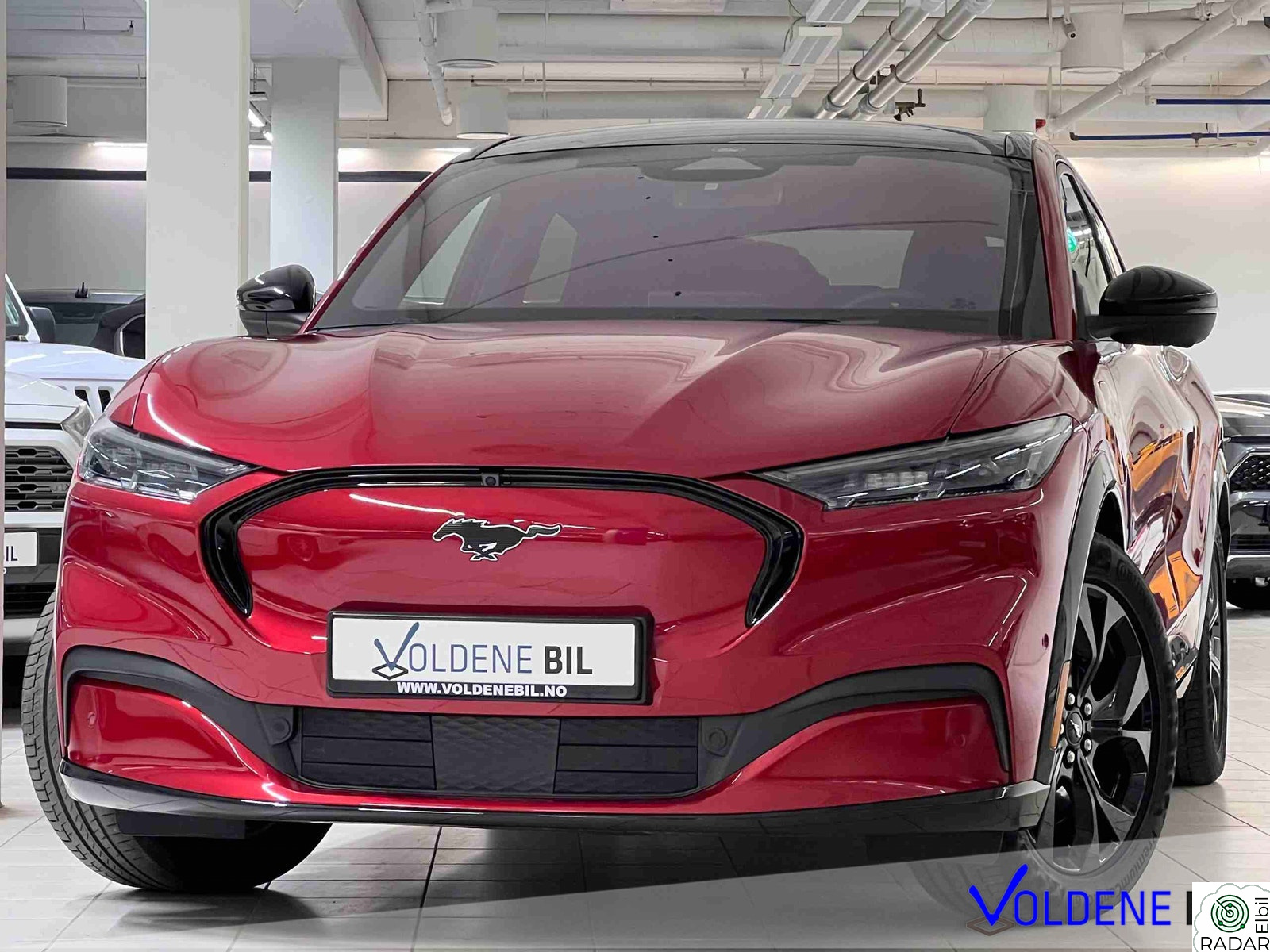 FORD Mustang Mach-E LR AWD PREMIUM+ //PANORAMA-H.FESTE-360-B&O-MATRIX-SKINN