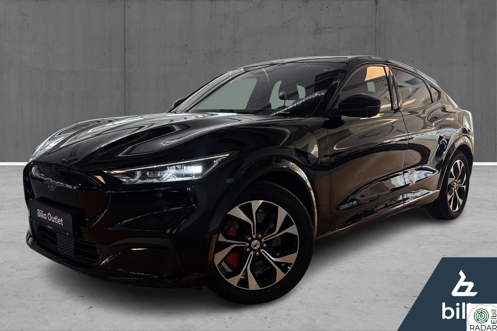 FORD Mustang Mach-E LR AWD First Edition. B&O, Skinn, Panorama, 360 kamera