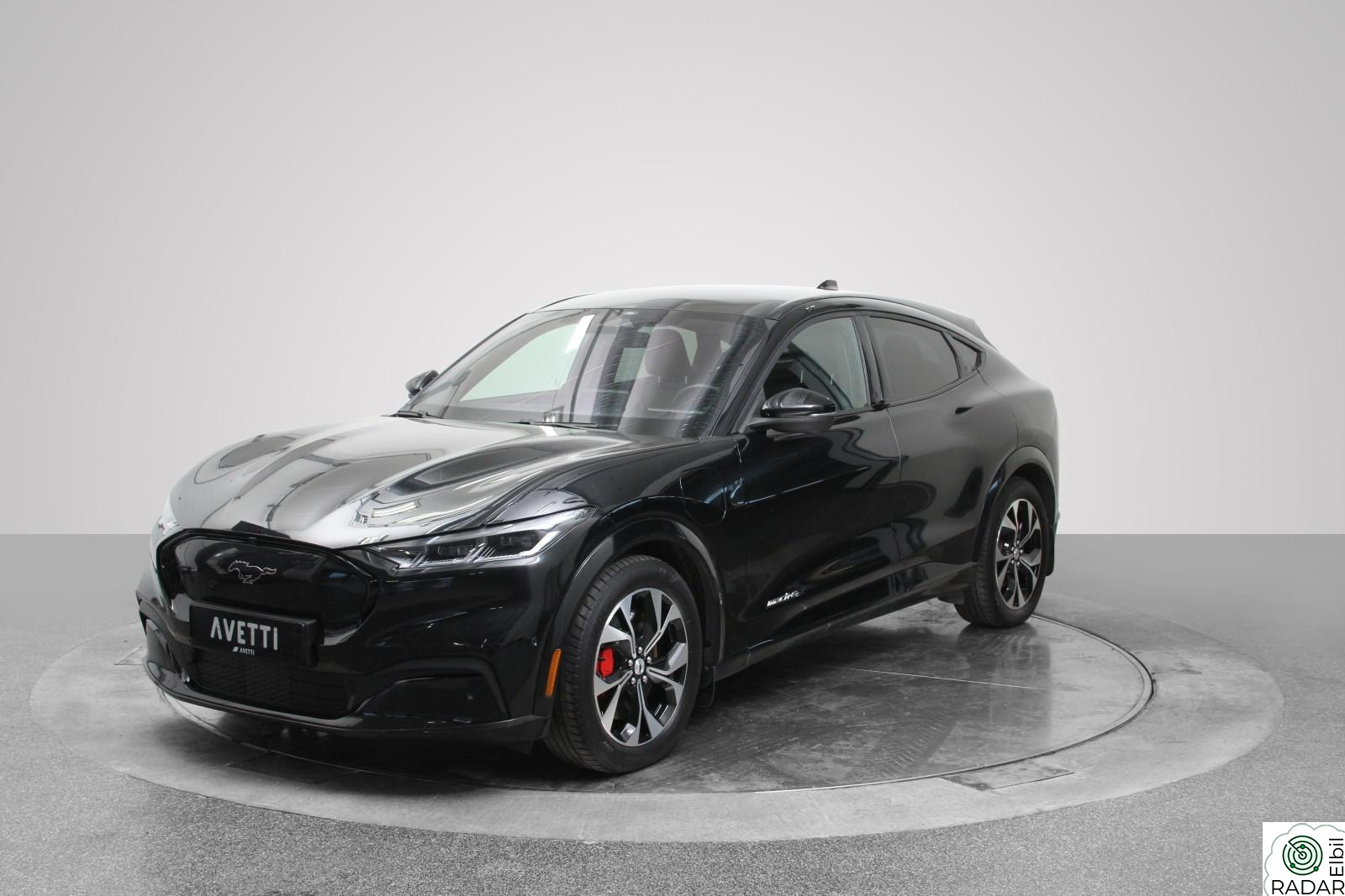 FORD Mustang Mach-E Long Range AWD Premium Skinn Pano B&O Norsk BIl S+V