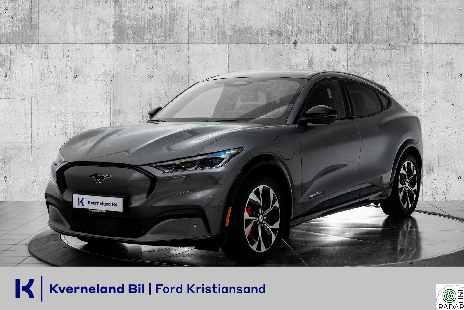 FORD Mustang Mach-E Premium | Pano | Hengerfeste | Long Range