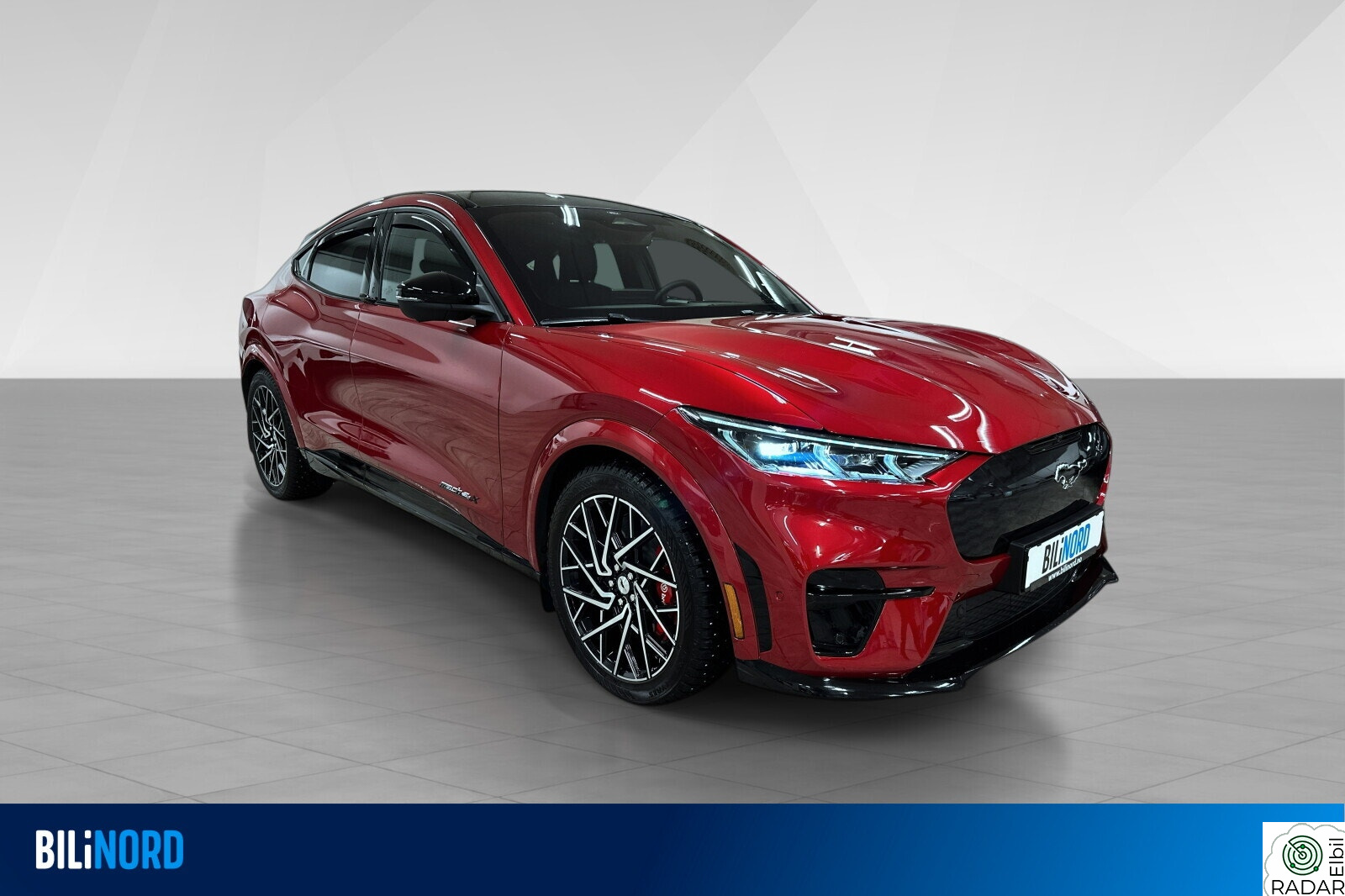 FORD Mustang Mach-E GT LR AWD Norges mest strøkne GT med laveste km.stand!