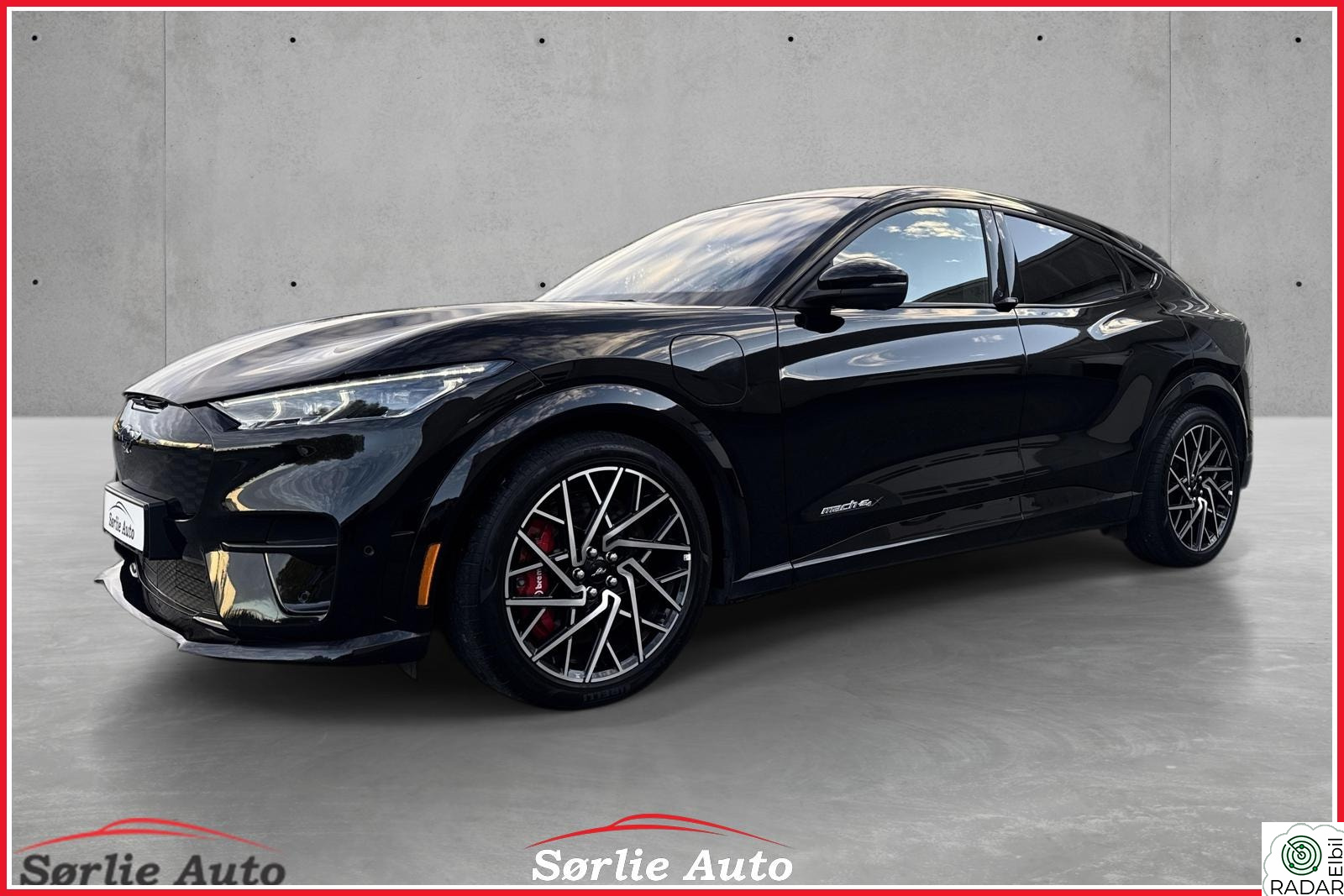 FORD Mustang Mach-E GT AWD