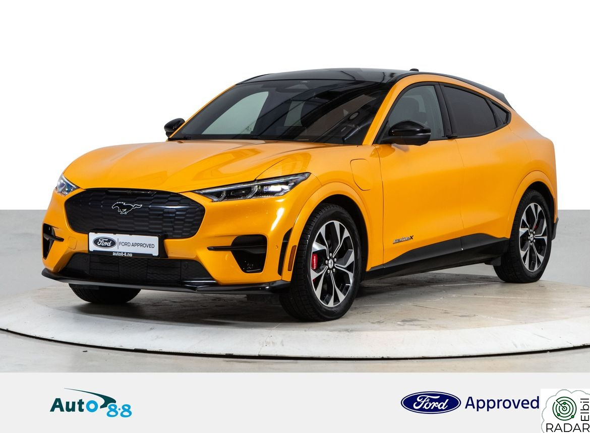 FORD Mustang Mach-E Kruttsterk SUV med legendarisk kjørekomfort!