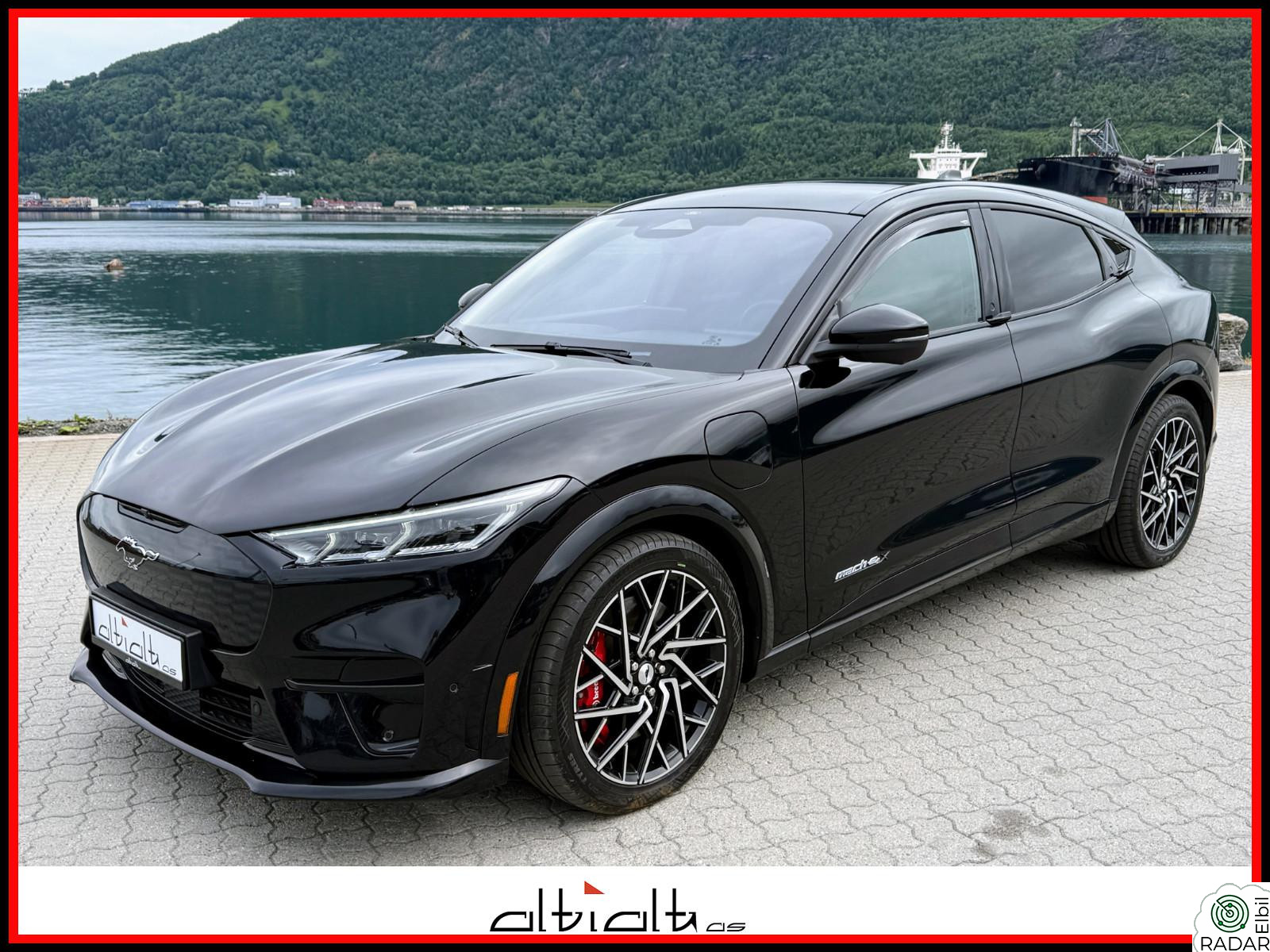 FORD Mustang Mach-E GT LR AWD / 500 KM / B&O / Oppv. Ratt / Brembo++
