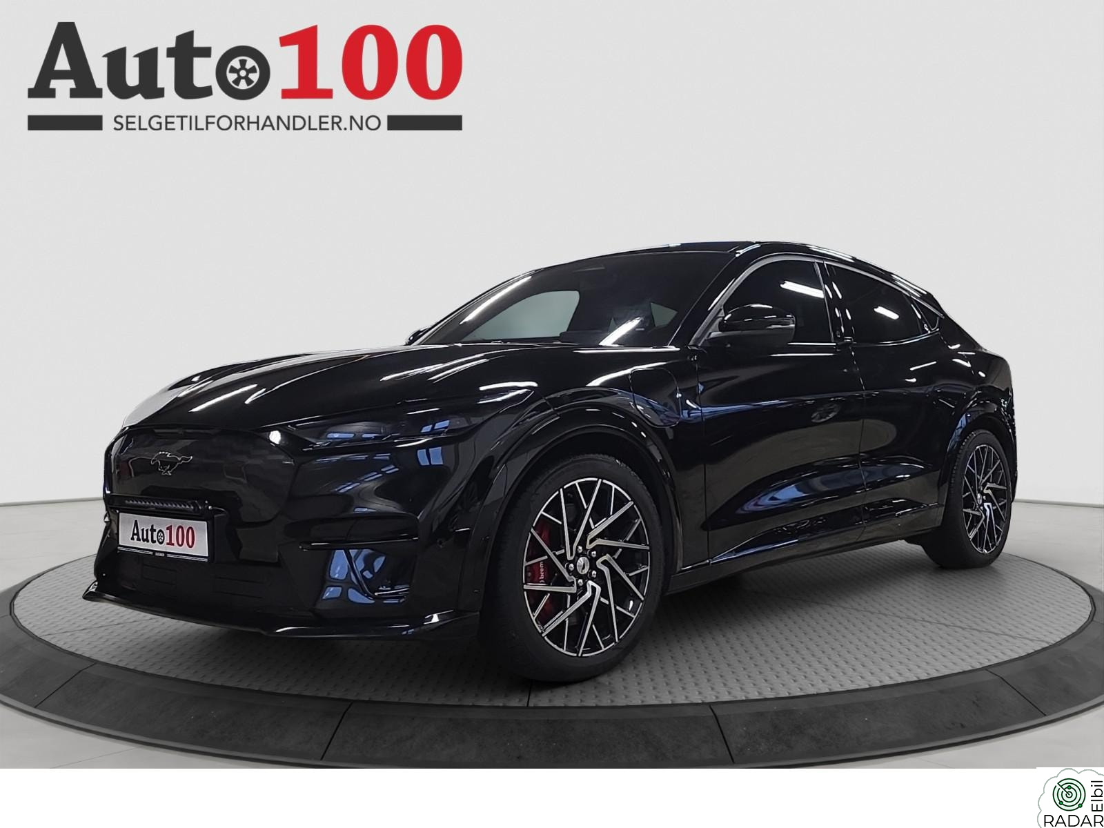 FORD Mustang Mach-E GT LR AWD ,Panoramatak, B&O 360kam