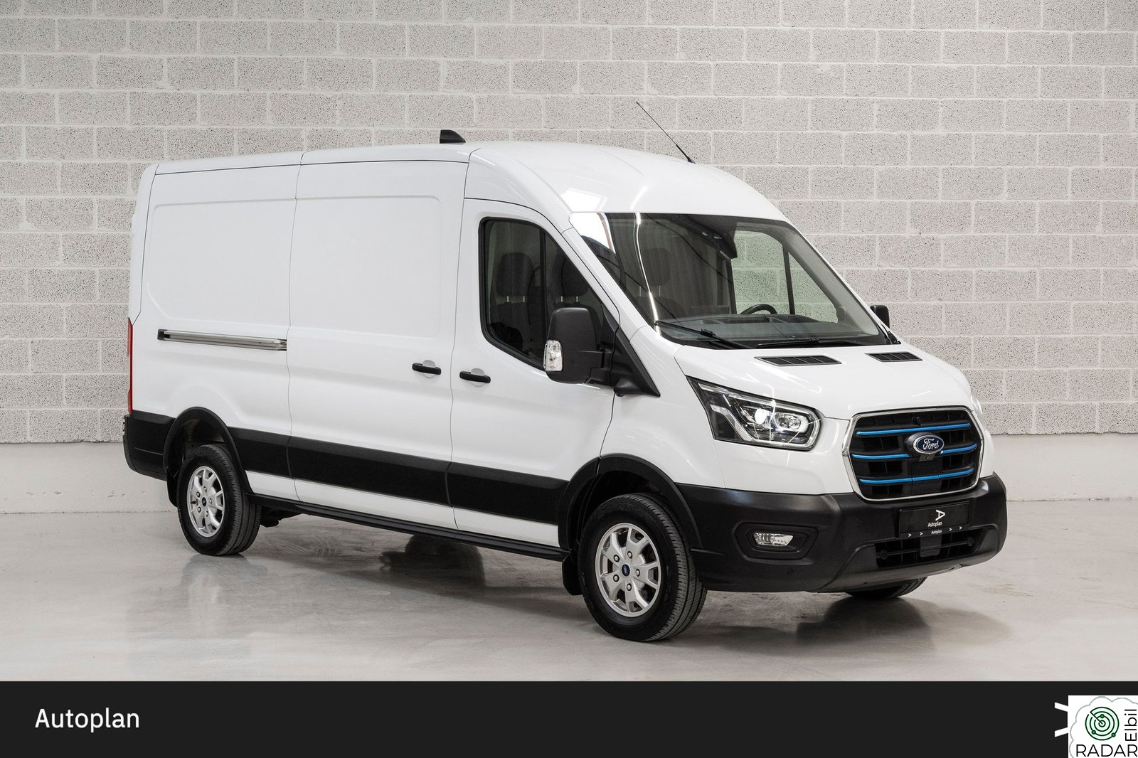 FORD TRANSIT ACC Kamera Navi DAB+