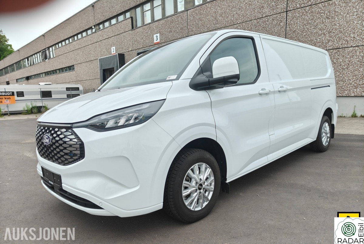 FORD Transit Custom ELEKTRISK 64KWT GARANTI 360-KAMERA ADAPTIV CRUISE